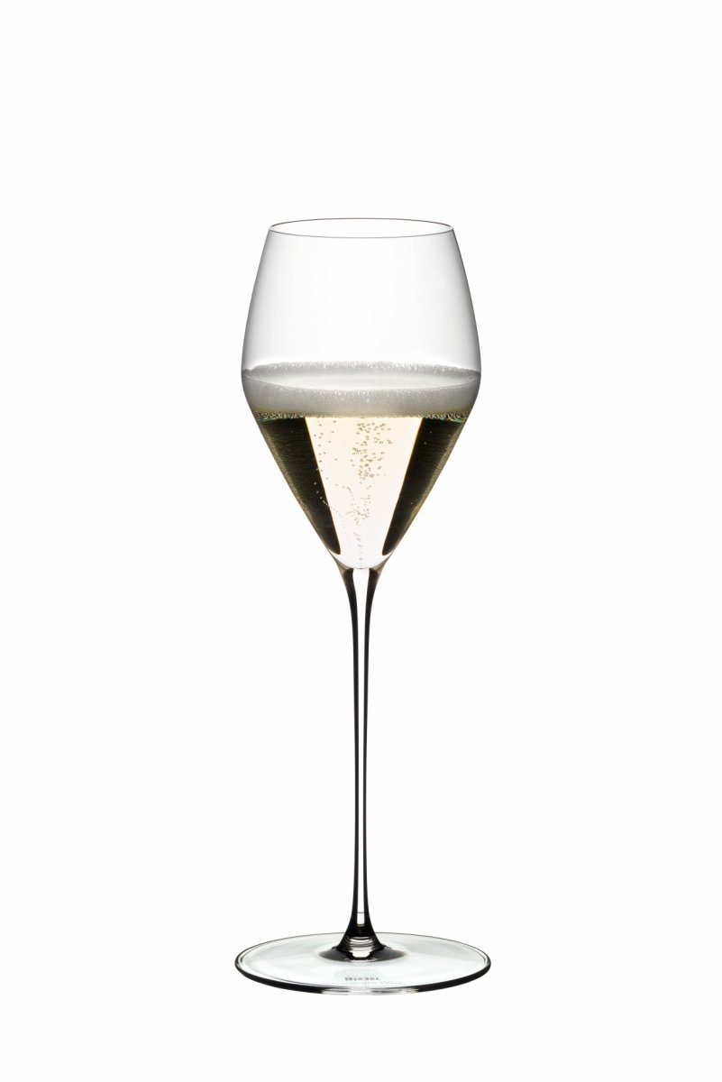 Druespesifikt vinglass for champagne fra Riedels serie Veloce.