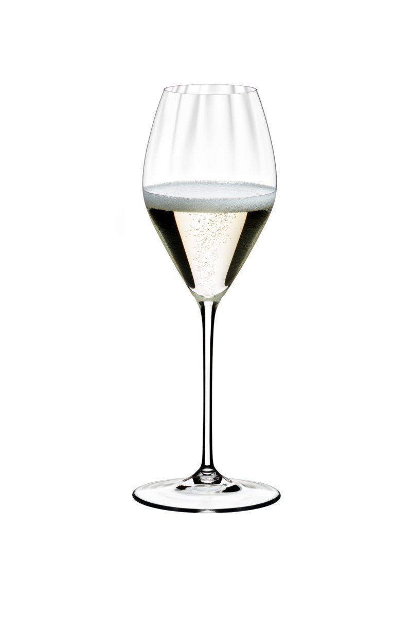 Druespesifikt vinglass for champagne fra Riedels serie Performance.